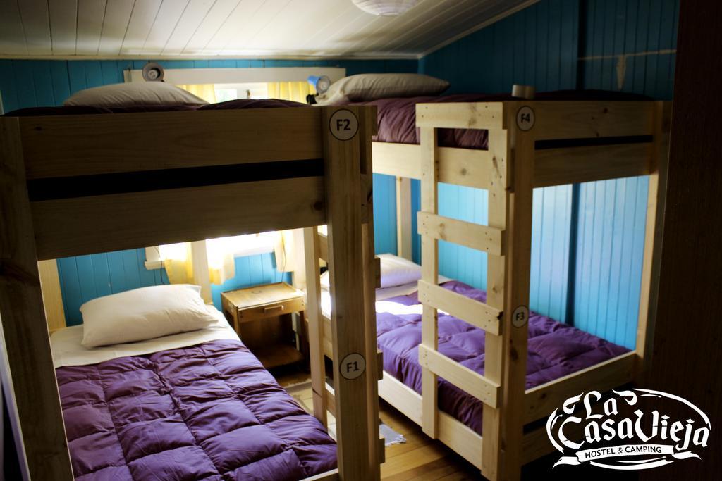 Casa Vieja Hostel & Camping Пуерто-Варас Екстер'єр фото
